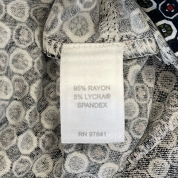 J. Jill Wearever Collection Geo Print Tunic, Size L - Picture 4 of 4